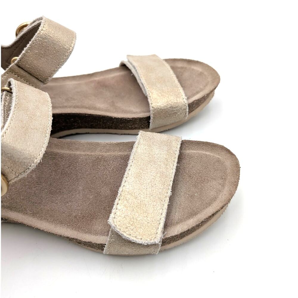 Munro Sintra Hook & Loop Wedge Sandals Women's Size Gold/Tan Size US8M EU38.5 - Picture 10 of 10